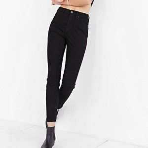 NWT BDG Twig Super High Rise Jeans in Black 28